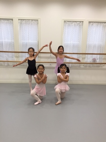 ポーズ写真撮影の練習 清水くみこバレエ研究所